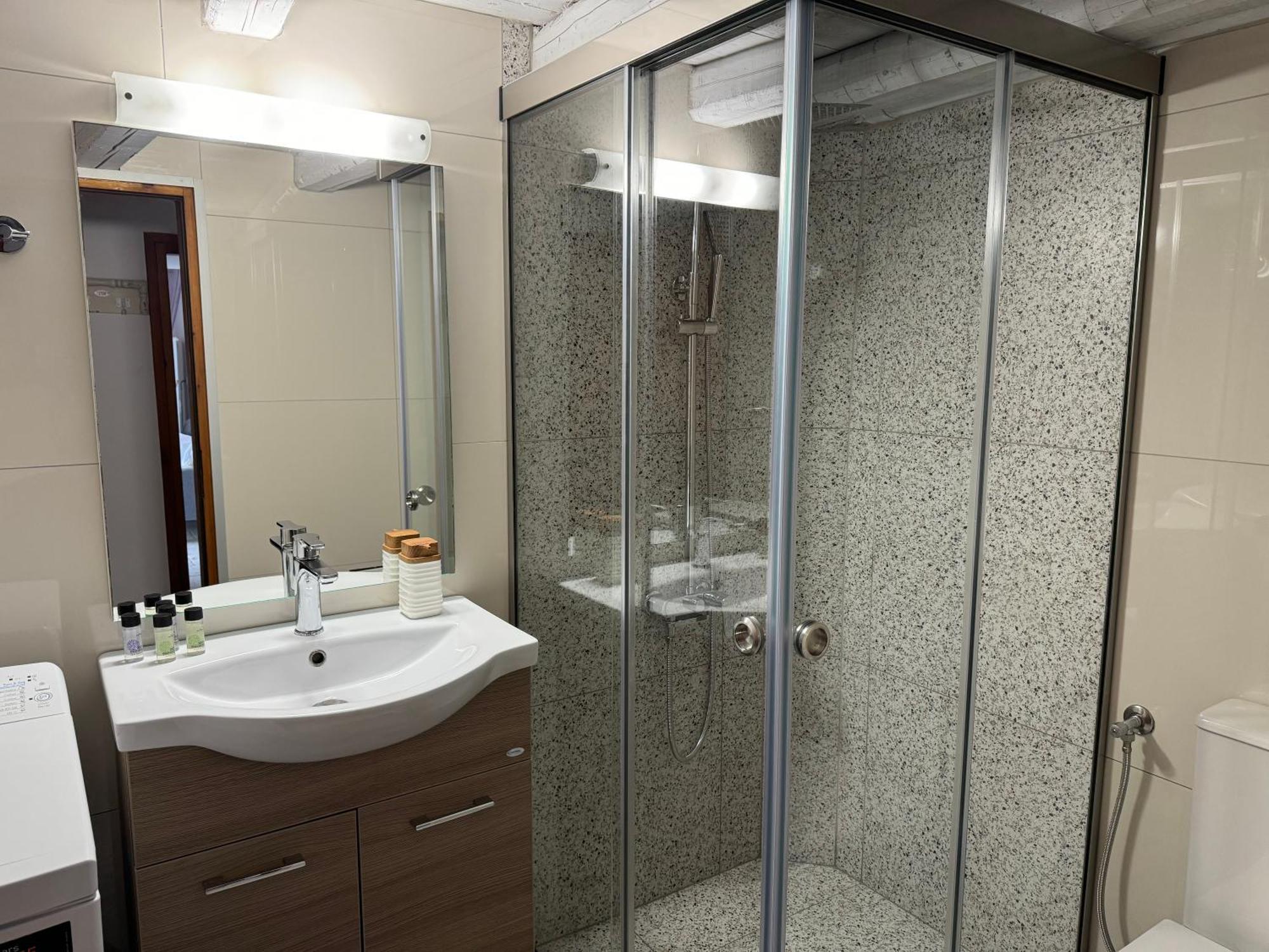Avli Traditional Home With Private Jacuzzi Hersonissos  Dış mekan fotoğraf